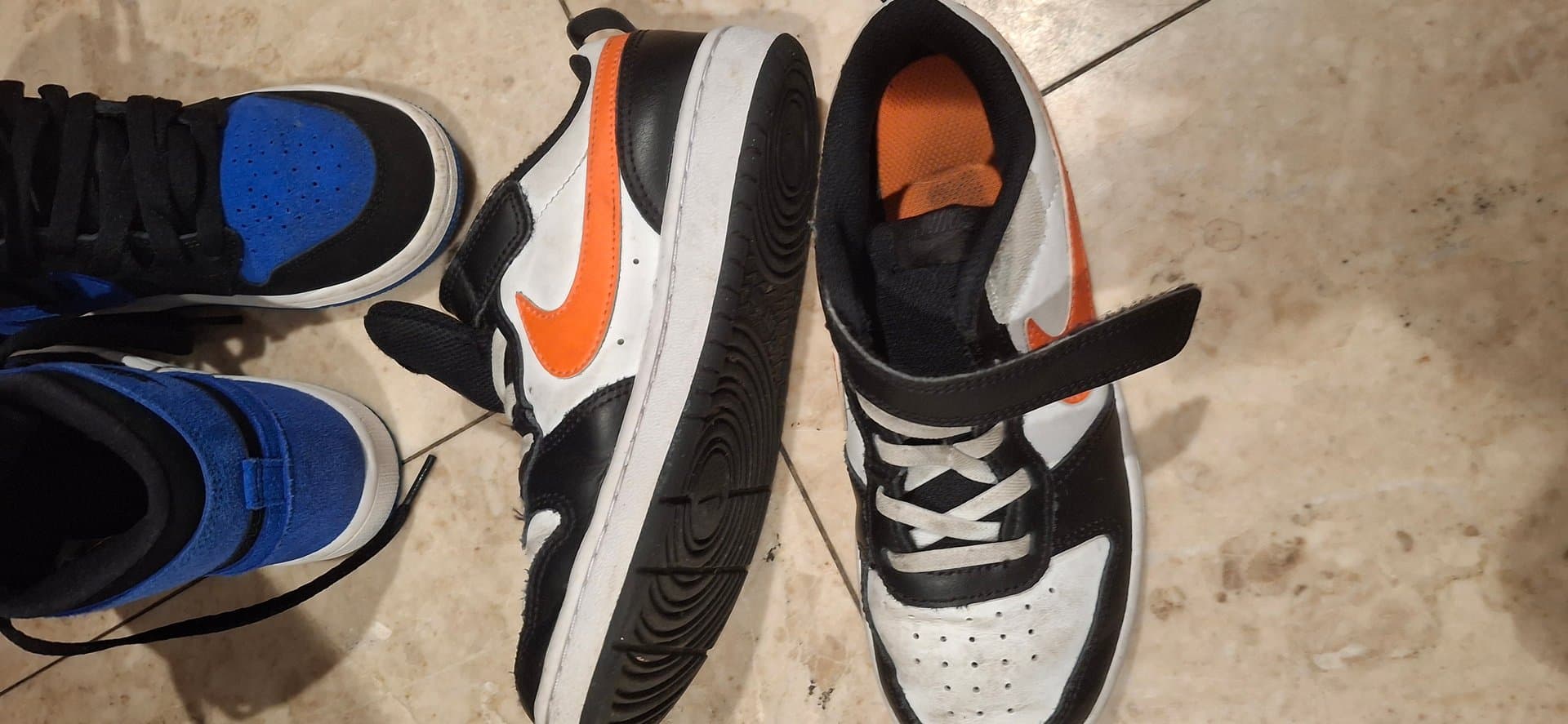 Nike — image 1 of 1
