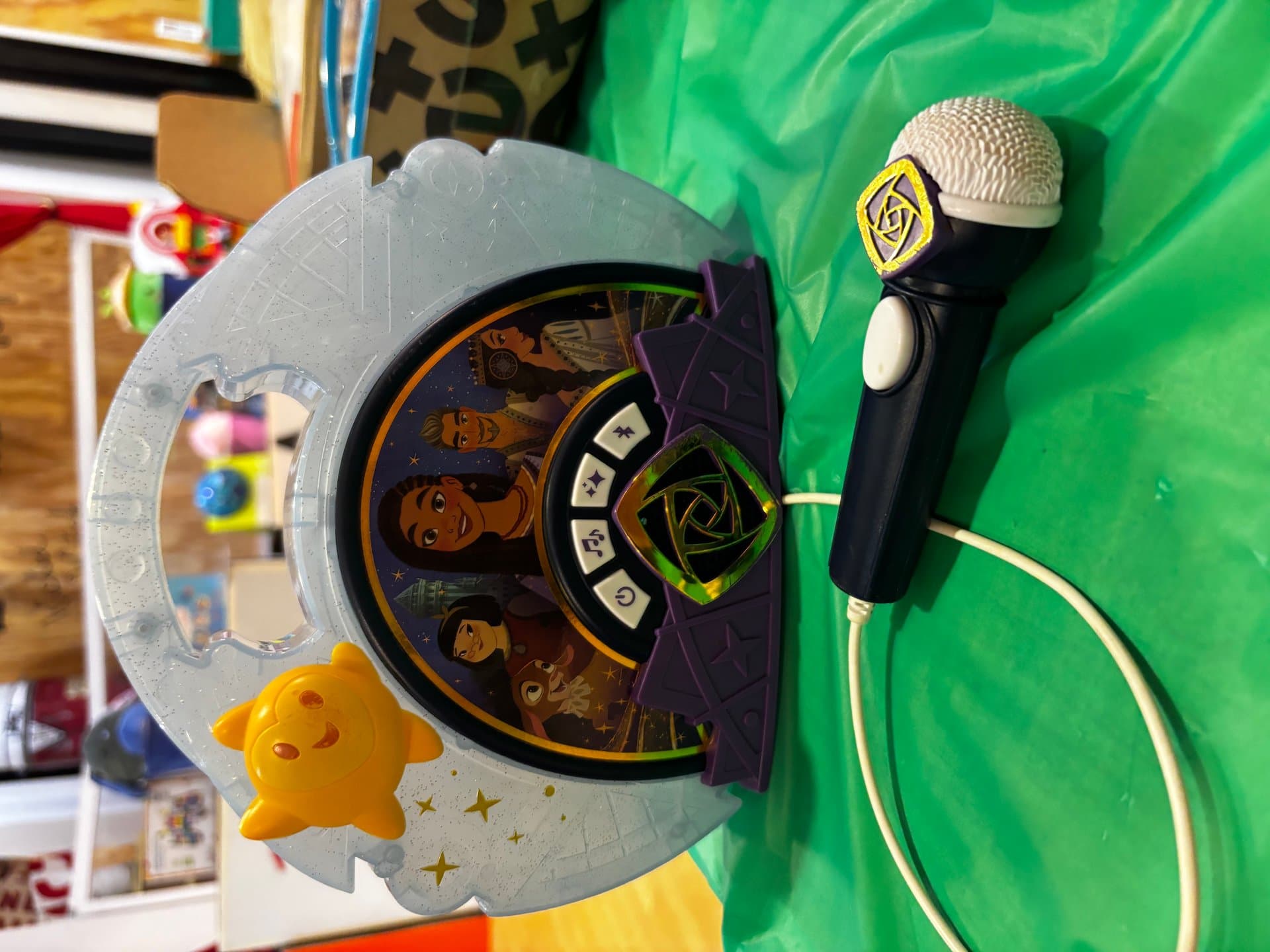 Wish singing toy  — image 1 of 1