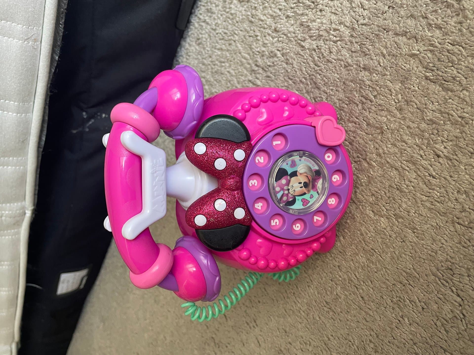Minnie Mouse phone — image 1 of 1